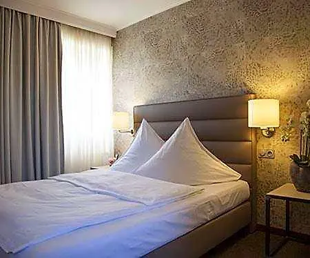 Fischerhaus فندق 2*