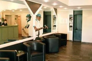 Fischerhaus 2* דיסלדורף